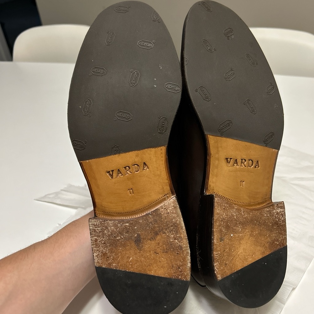 Mens Varda Brown leather loafers size 11 with a classic style. Italian leather - Picture 8 of 11